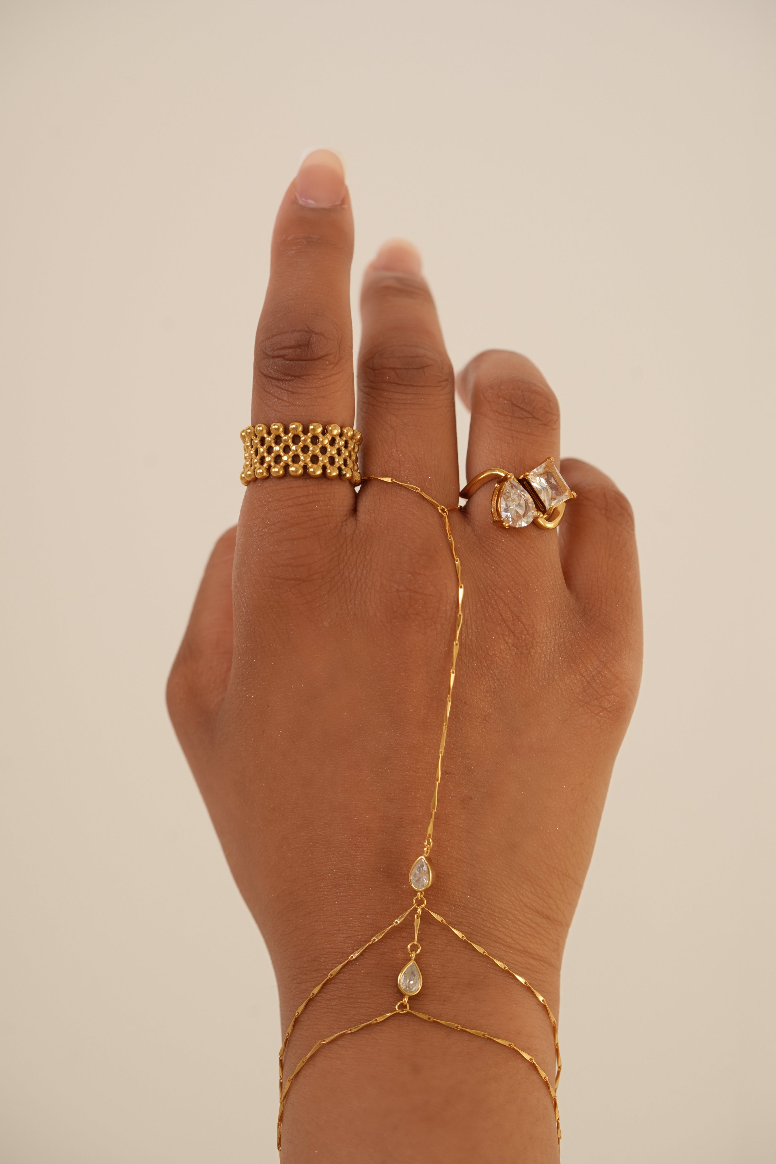 Lamees Hand Chain
