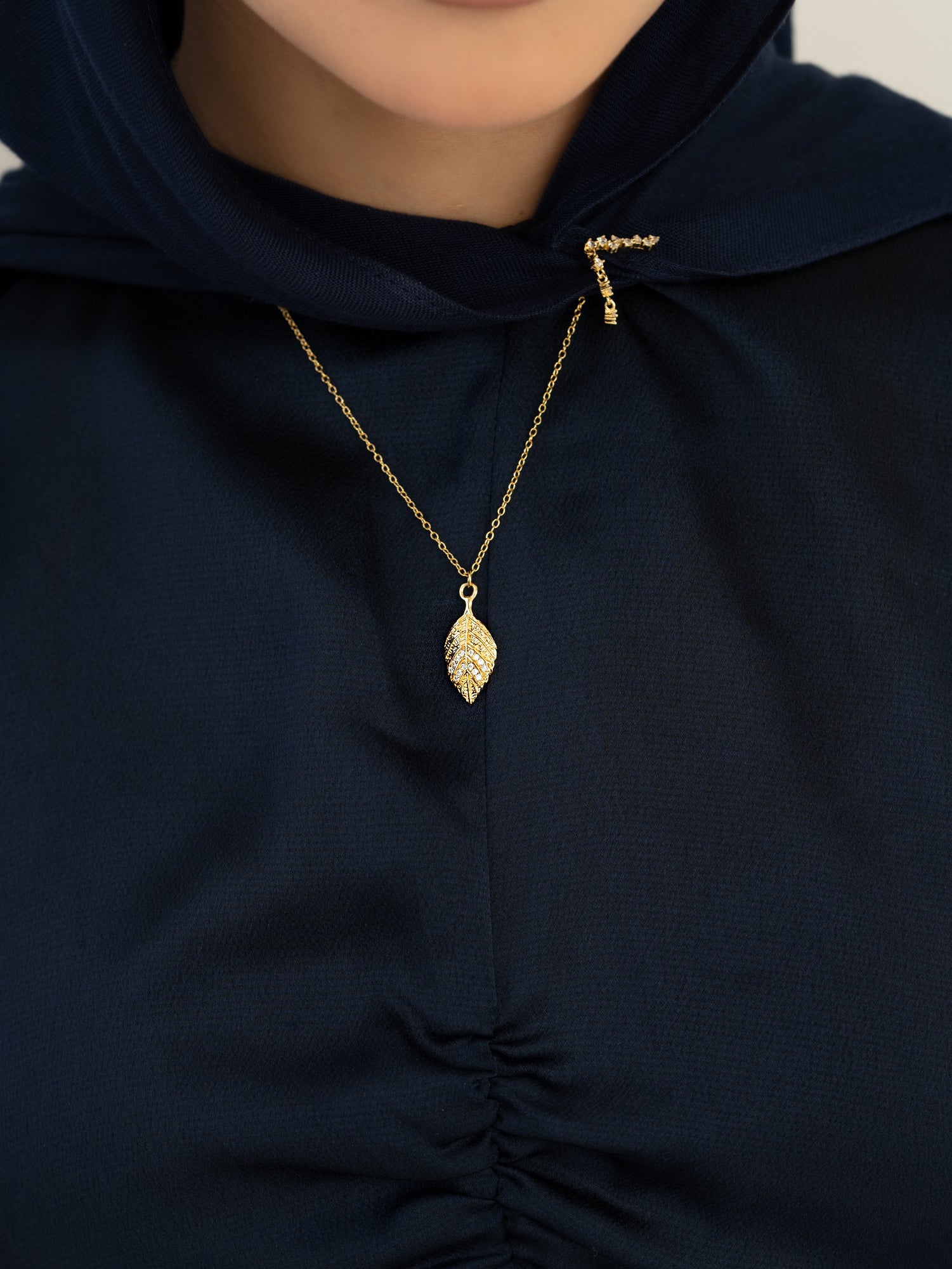 Sundus Leaf Necklace