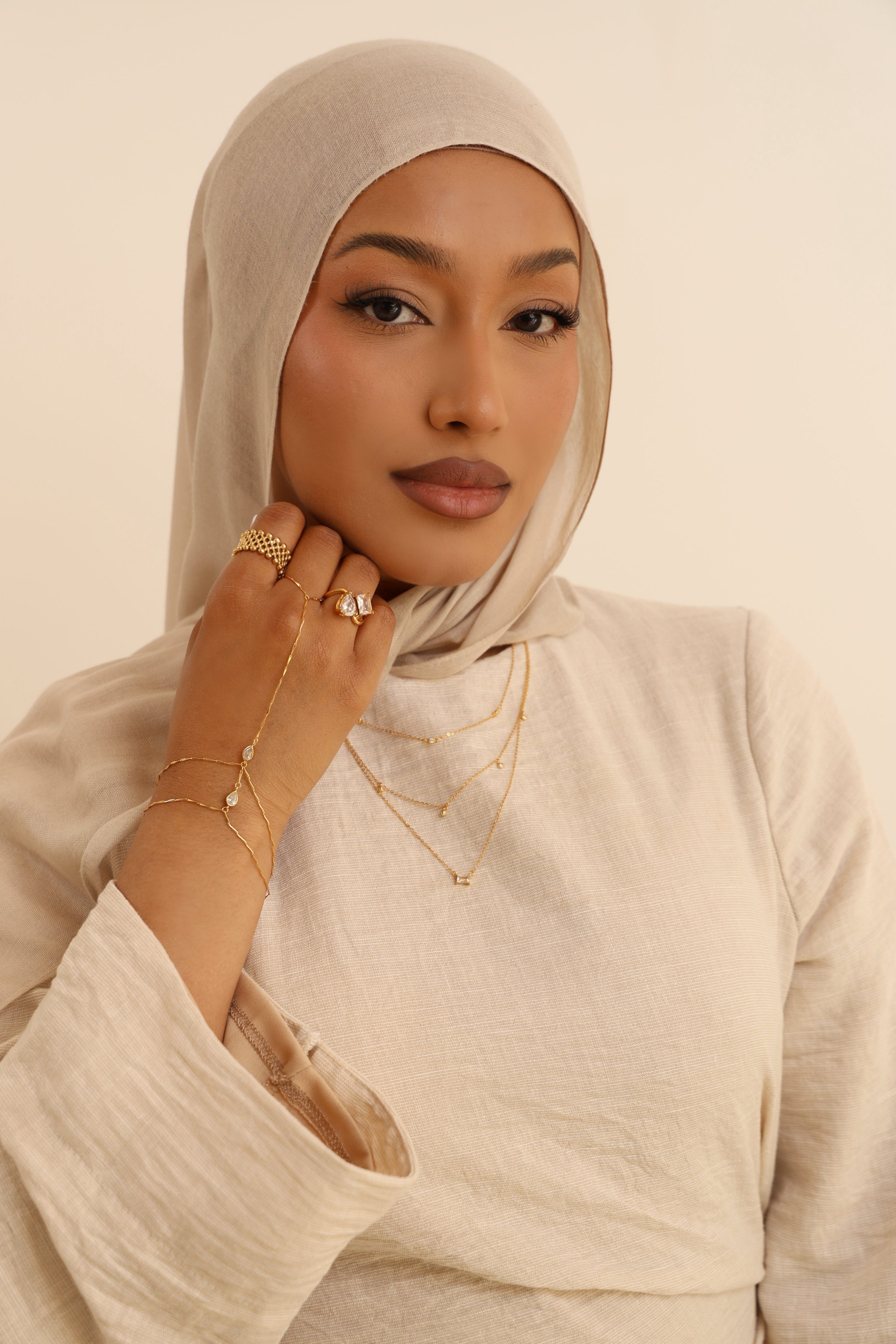 Lamees Hand Chain