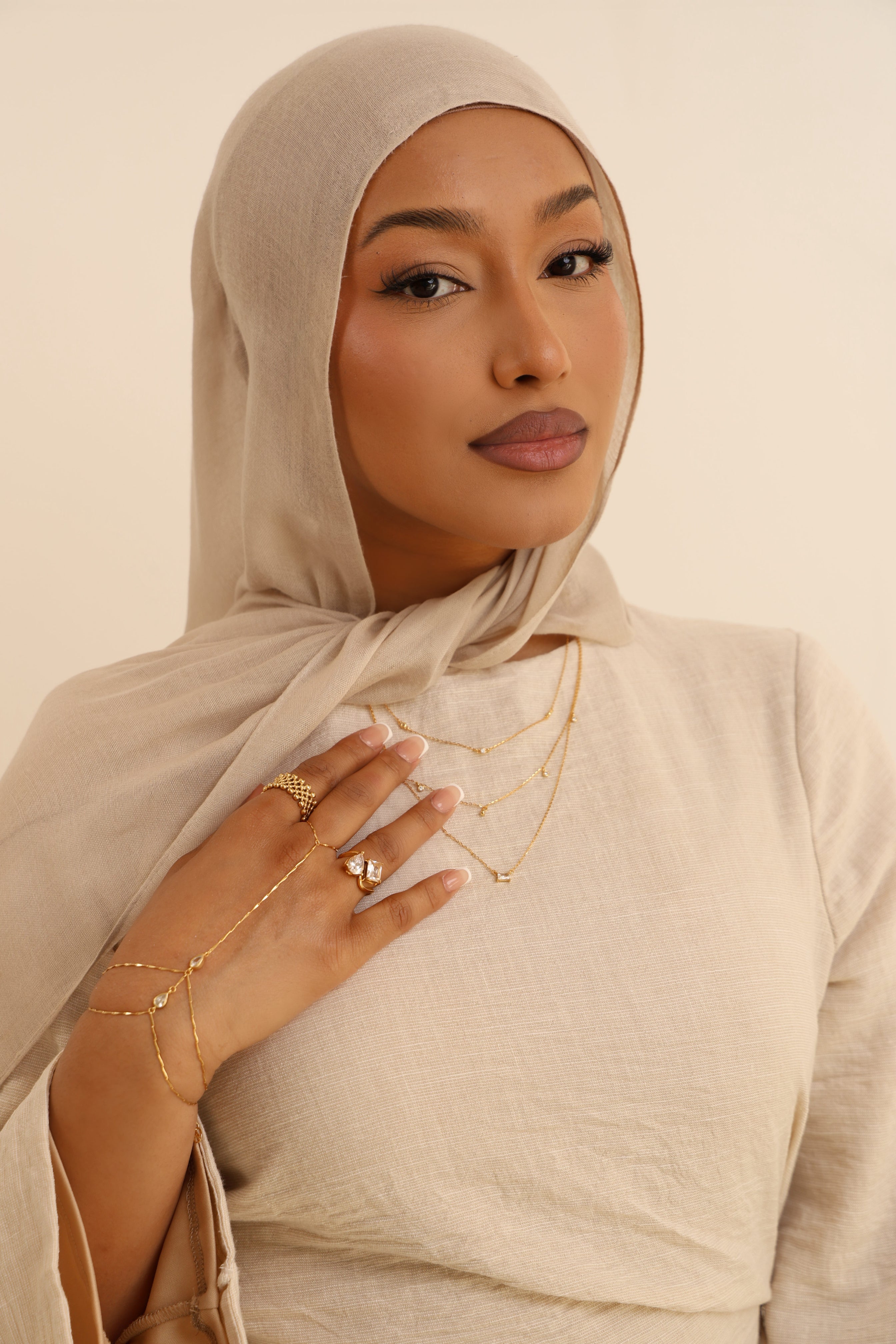 Lamees Hand Chain